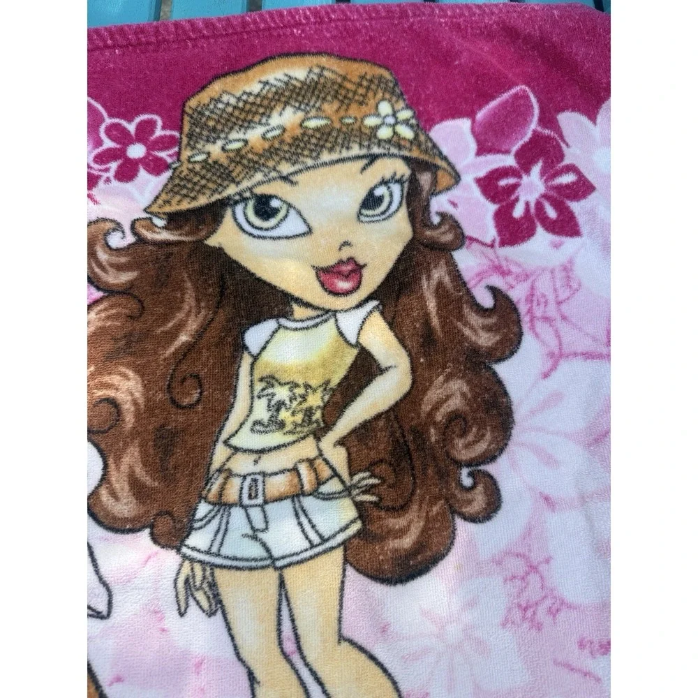 Vintage Lil Bratz Paradise Beach Towel Hot Pink Flower 4 Doll  MGA 2003 Y2K